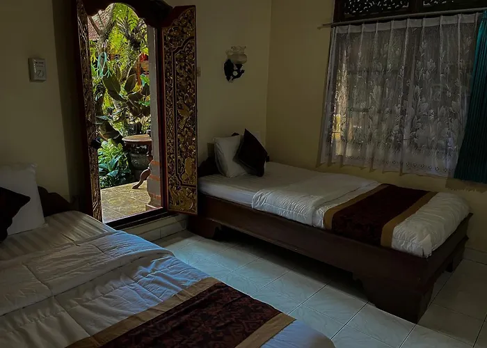 Pensión Indra Homestay By Luxury Degree *