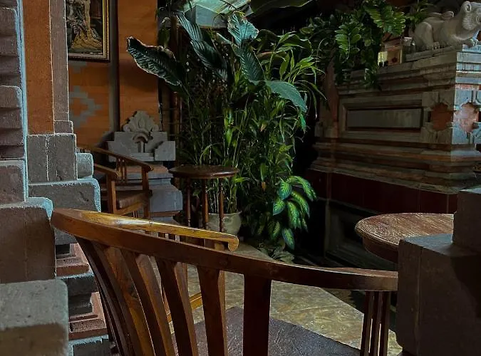 Pensión Indra Homestay By Luxury Degree