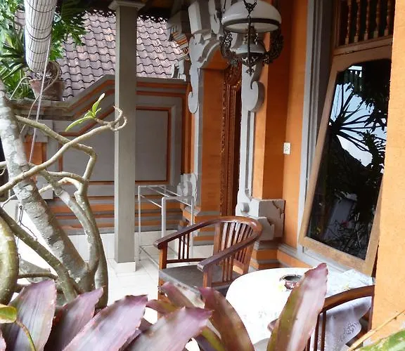 Indra Homestay By Luxury Degree