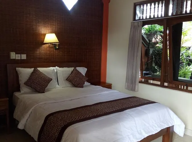 Pensión Indra Homestay By Luxury Degree